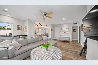 3244 E Weldon Avenue, Phoenix, AZ 85018 - Photo 35