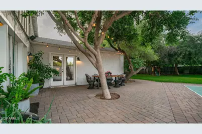 3244 E Weldon Avenue, Phoenix, AZ 85018 - Photo 13