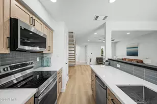 6542 N 7th Ave, Phoenix, AZ 85013 - Photo 5