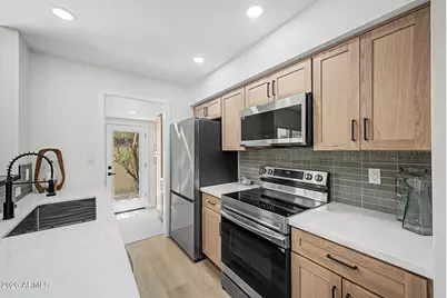 6542 N 7th Avenue #31, Phoenix, AZ 85013 - Photo 7