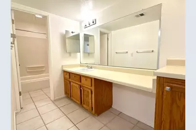 2228 E Campbell Avenue #214, Phoenix, AZ 85016 - Photo 9