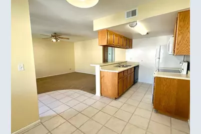 2228 E Campbell Avenue #214, Phoenix, AZ 85016 - Photo 7