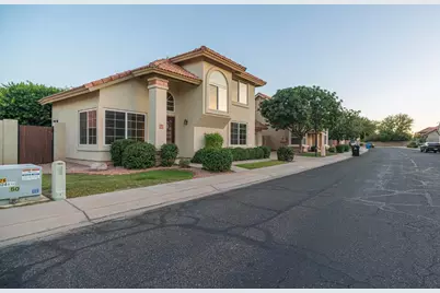 3801 E Orchid Lane, Phoenix, AZ 85044 - Photo 3