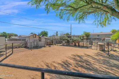 2225 W Morten Avenue #3, Phoenix, AZ 85021 - Photo 11