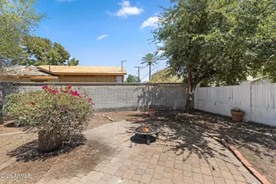 317 E Griswold Road, Phoenix, AZ 85020 - Photo 47