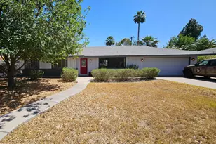317 E Griswold Rd, Phoenix, AZ 85020 - Photo 1