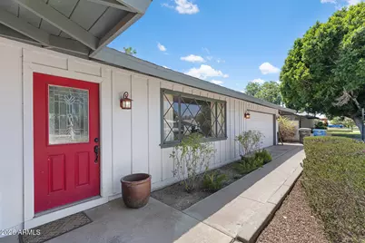317 E Griswold Road, Phoenix, AZ 85020 - Photo 9