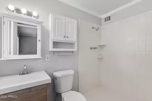 317 E Griswold Rd, Phoenix, AZ 85020 - Photo 29