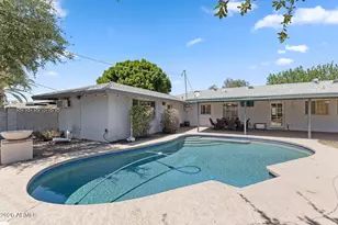 317 E Griswold Rd, Phoenix, AZ 85020 - Photo 53