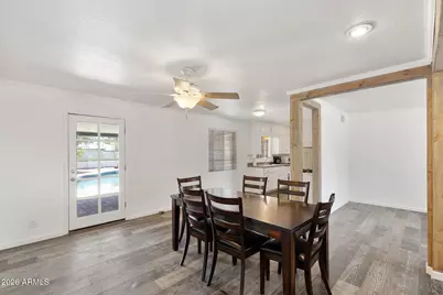 317 E Griswold Road, Phoenix, AZ 85020 - Photo 17