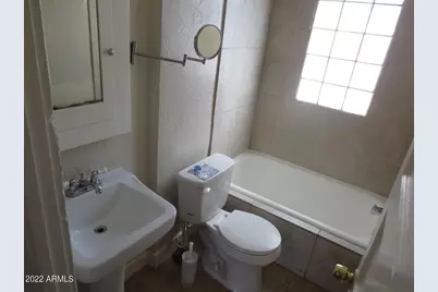 1019 W Woodland Avenue #Apt 3, Phoenix, AZ 85007 - Photo 5