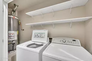 3441 E Avalon Dr, Phoenix, AZ 85018 - Photo 23