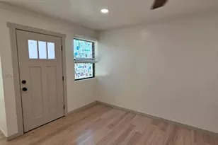 4034 E Moreland St, Phoenix, AZ 85008 - Photo 3