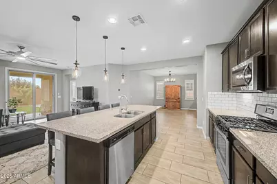 12117 W Desert Moon Way, Peoria, AZ 85383 - Photo 17