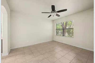 6885 E Cochise Road #Apt 142, Paradise Valley, AZ 85253 - Photo 11