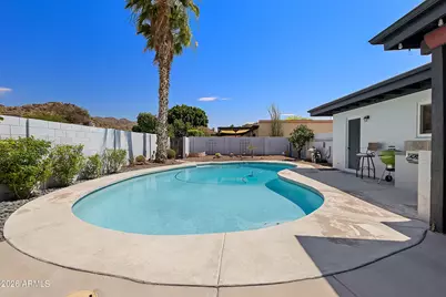 9609 N 35th Place, Phoenix, AZ 85028 - Photo 29