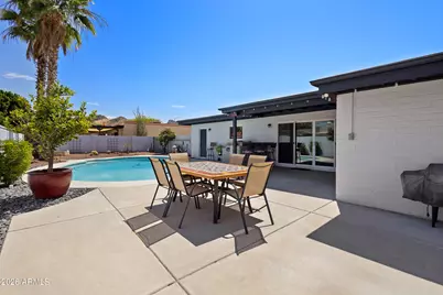 9609 N 35th Place, Phoenix, AZ 85028 - Photo 7