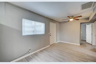 2135 W Hadley Street #Unit 2, Phoenix, AZ 85009 - Photo 3