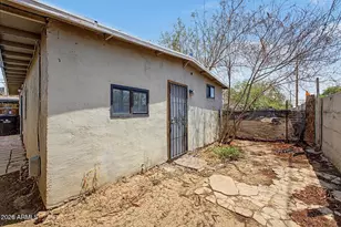 2135 W Hadley St, Phoenix, AZ 85009 - Photo 31