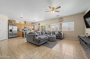 8774 W Aster Dr, Peoria, AZ 85381 - Photo 7