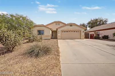 9051 W Raven Drive, Arizona City, AZ 85123 - Photo 1