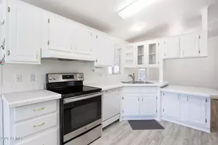 3901 E Pinnacle Peak Rd, Phoenix, AZ 85050 - Photo 13