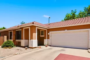 881 S Porter St, Gilbert, AZ 85296 - Photo 1