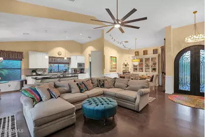 5512 E Waltann Lane, Scottsdale, AZ 85254 - Photo 11