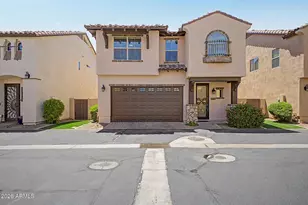 3345 E Pinchot Ave, Phoenix, AZ 85018 - Photo 1