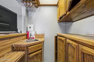 8926 N 55th Ave, Glendale, AZ 85302 - Photo 5