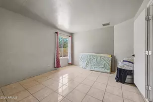 8926 N 55th Ave, Glendale, AZ 85302 - Photo 9