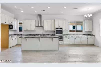 17837 W Pasadena Avenue, Litchfield Park, AZ 85340 - Photo 9