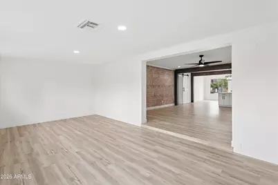 7201 N 16th Drive, Phoenix, AZ 85021 - Photo 11