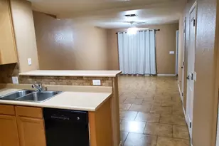 7801 N 44th Dr, Glendale, AZ 85301 - Photo 5