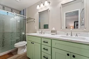 8543 E Jackrabbit Rd, Scottsdale, AZ 85250 - Photo 11