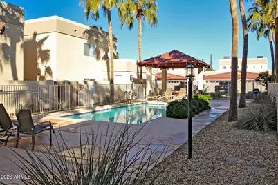 3233 N 37th Street #18, Phoenix, AZ 85018 - Photo 27