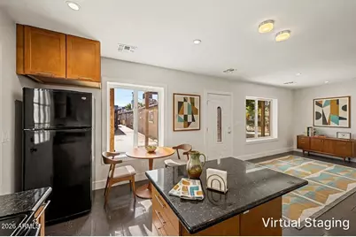 3233 N 37th Street #18, Phoenix, AZ 85018 - Photo 3