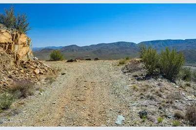 2.64 Acres Off Wolfpack(No Address) Trail #-, Mayer, AZ 86333 - Photo 7