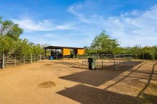 21909 W Beacon Ln, Wittmann, AZ 85361 - Photo 31