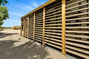 21909 W Beacon Ln, Wittmann, AZ 85361 - Photo 41