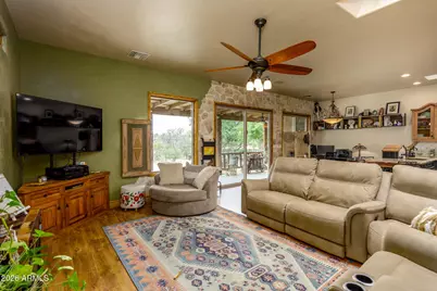 21909 W Beacon Lane, Wittmann, AZ 85361 - Photo 7