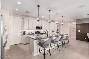 17386 W Bloomfield Rd, Surprise, AZ 85388 - Photo 13