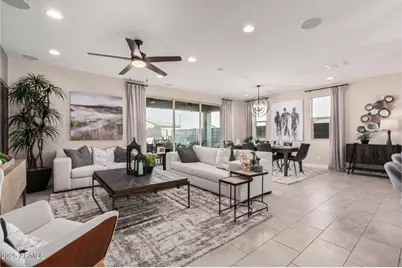 17386 W Bloomfield Road, Surprise, AZ 85388 - Photo 9