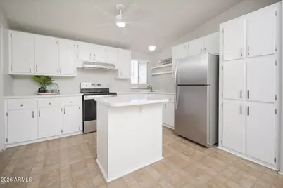 16208 W Vista Avenue, Litchfield Park, AZ 85340 - Photo 9