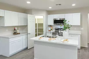9510 W Tinajas Dr, Arizona City, AZ 85123 - Photo 9