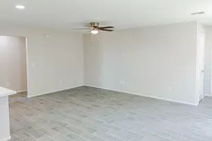 9510 W Tinajas Dr, Arizona City, AZ 85123 - Photo 7