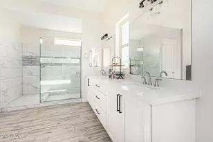 24453 N 194th Ave, Surprise, AZ 85387 - Photo 13