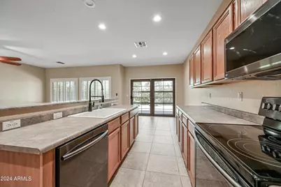 12818 W Mulberry Drive, Avondale, AZ 85392 - Photo 7