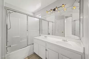 8520 W Palm Ln, Phoenix, AZ 85037 - Photo 13