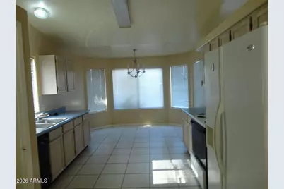 8520 W Palm Lane #1105, Phoenix, AZ 85037 - Photo 3